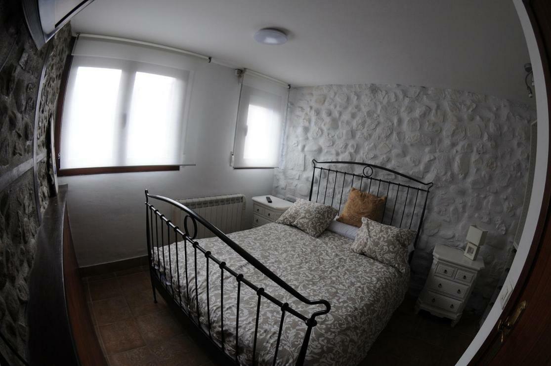 Apartamntos Urdaibai 3 Бермео Екстер'єр фото