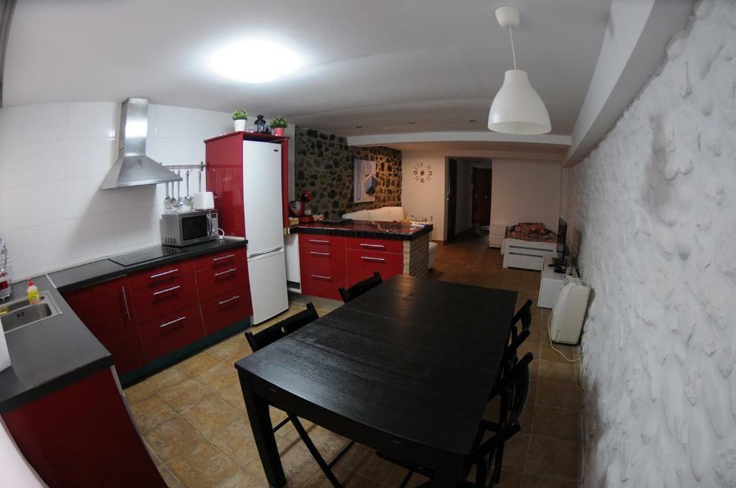 Apartamntos Urdaibai 3 Бермео Екстер'єр фото